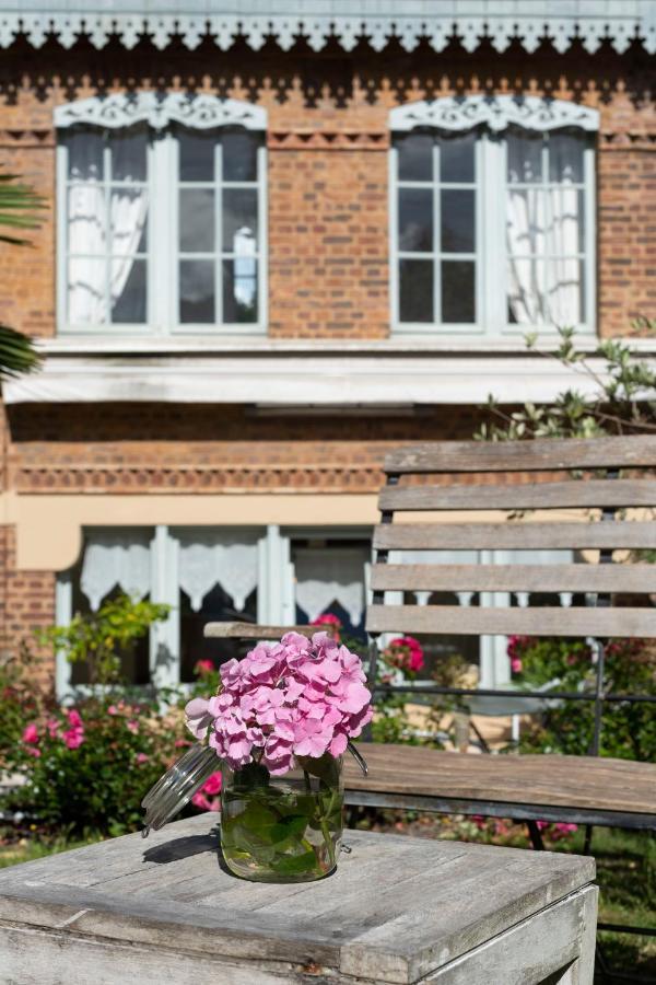 Jane'Laur Bed&Breakfast Honfleur Exterior foto
